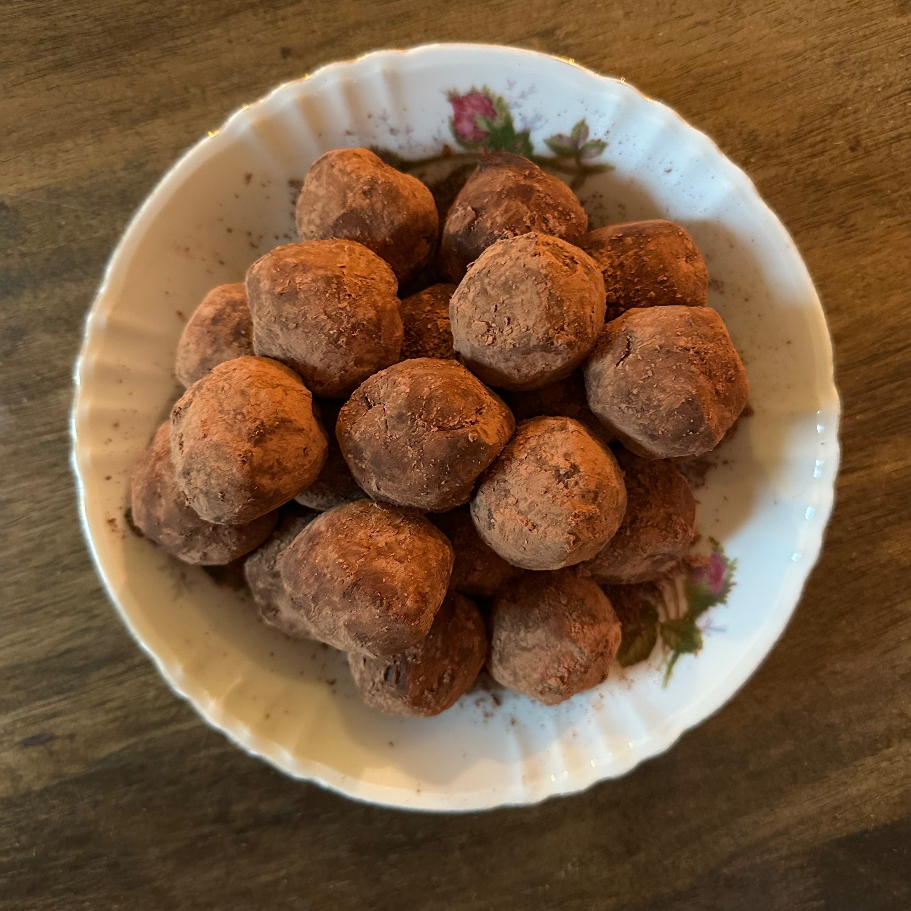 RECIPE: Easy Lavender Amethyst Truffles