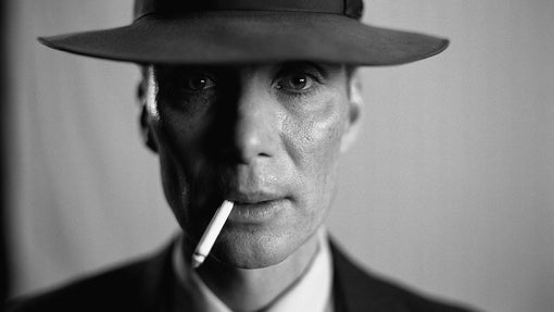 Cillian Murphy smoking Brown Bear Herbs in Oppenheimer, bw photo face close up